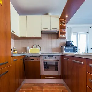 Apartament Adriano 2br With Terrace, Zadar